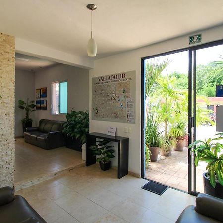 Hostal Gayser Valladolid  Bagian luar foto