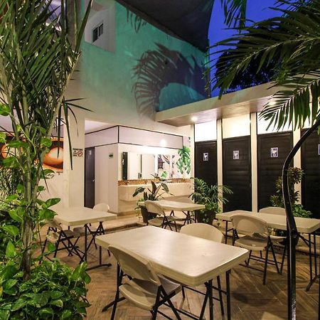 Hostal Gayser Valladolid  Bagian luar foto