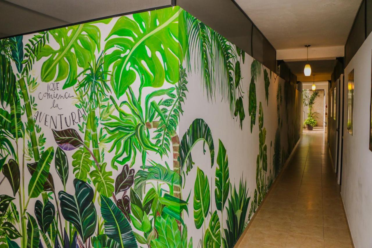 Hostal Gayser Valladolid  Bagian luar foto