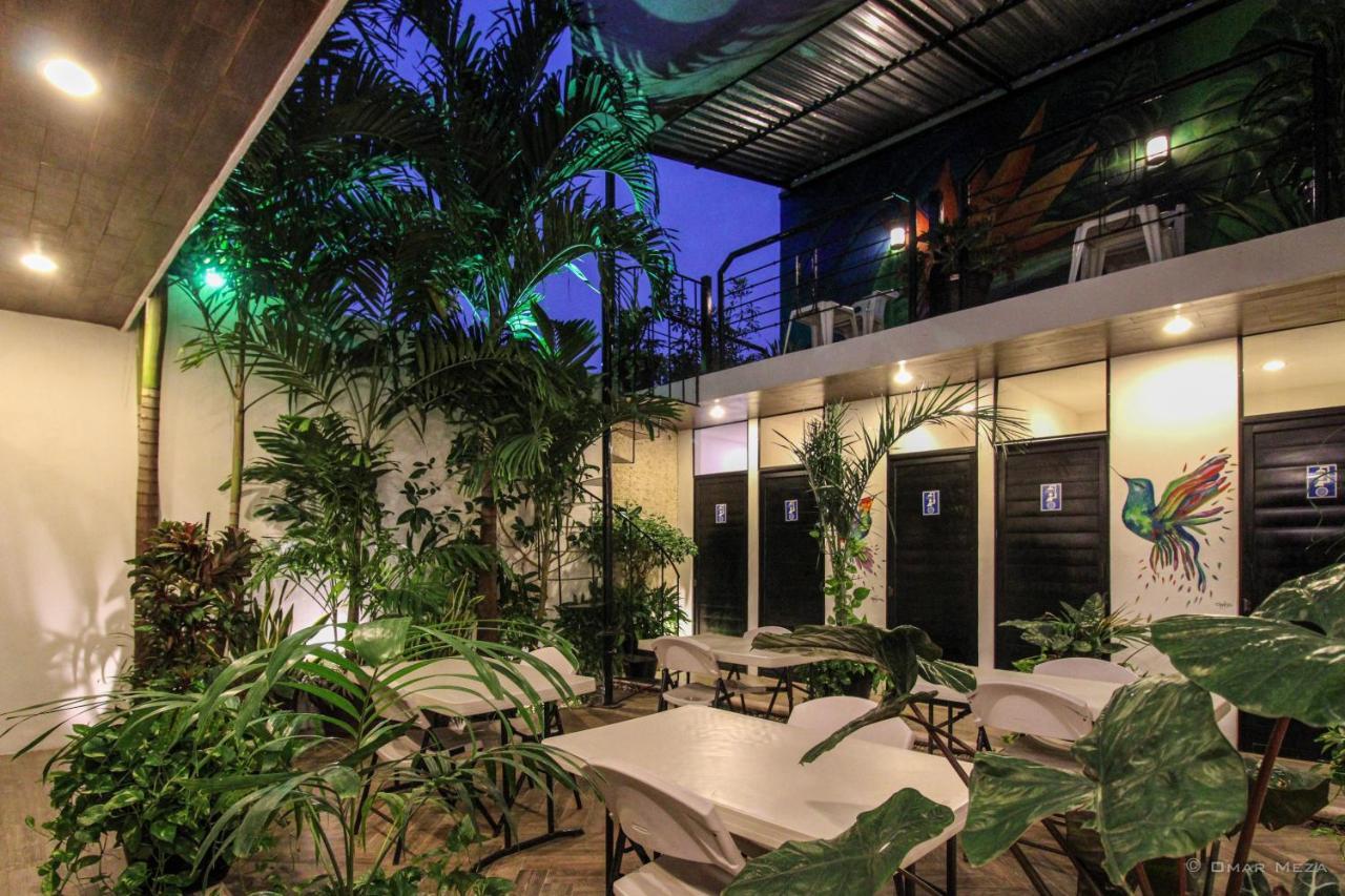 Hostal Gayser Valladolid  Bagian luar foto