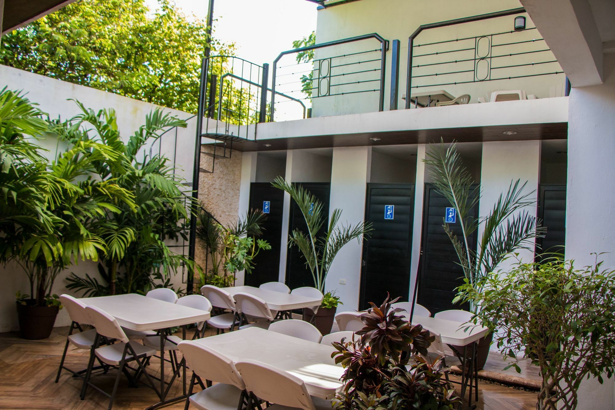 Hostal Gayser Valladolid  Bagian luar foto